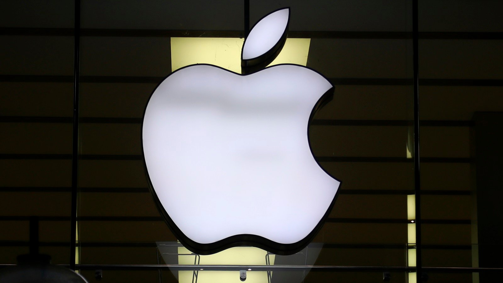 US jury says Apple owes record $5.7 billion in haptic technology patent ...